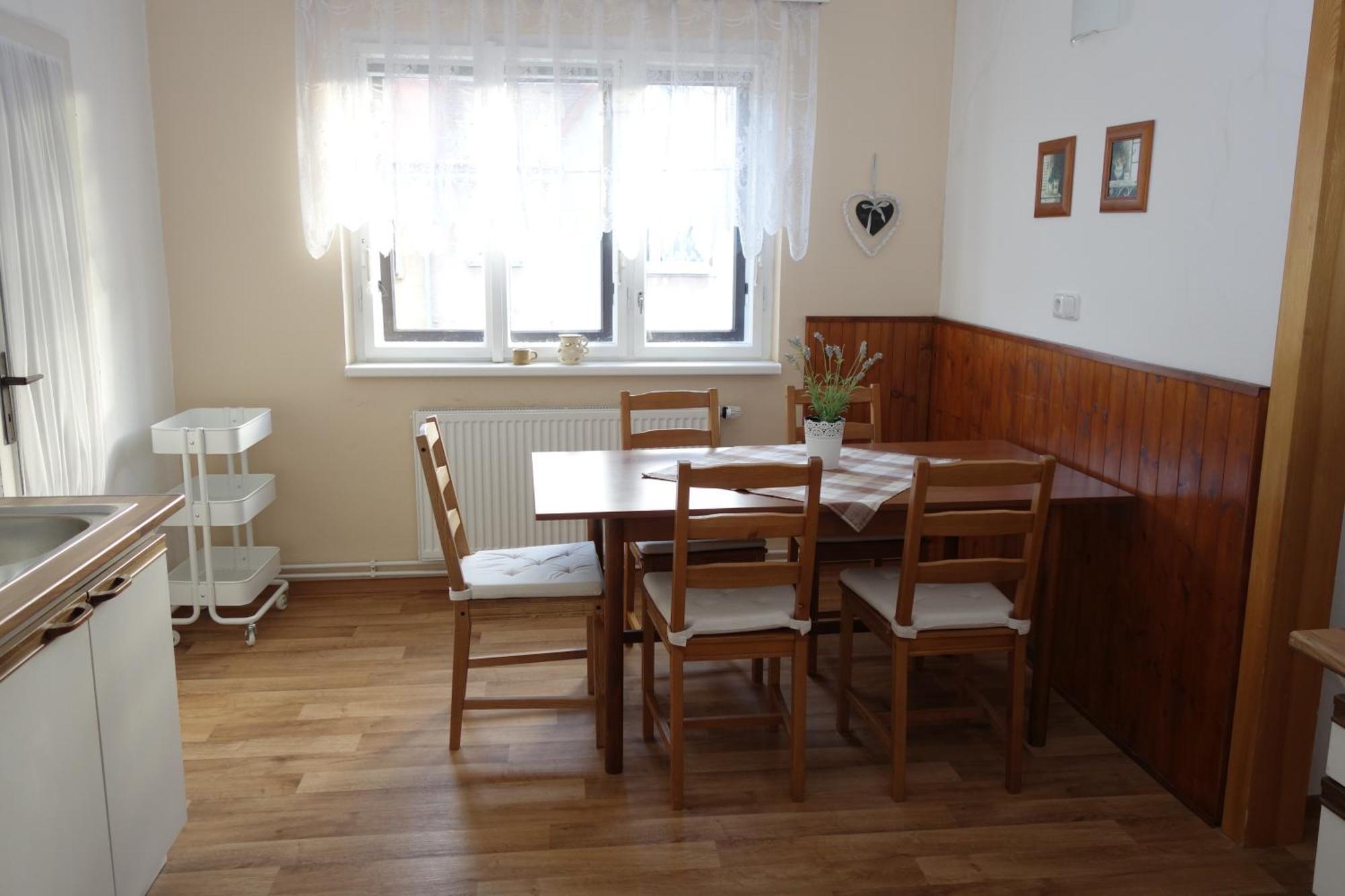 Ubytovani Sedlarik Mladé Buky Exterior foto